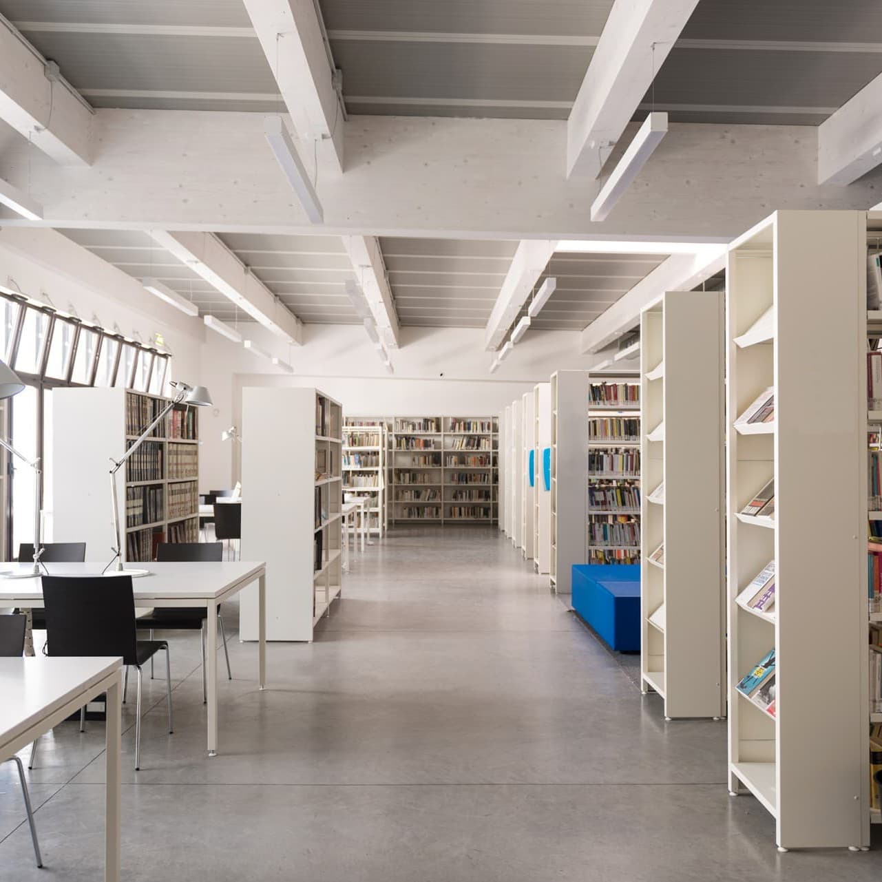 Saber más sobre otros servicios de mobiliario de Espacios de Galicia 