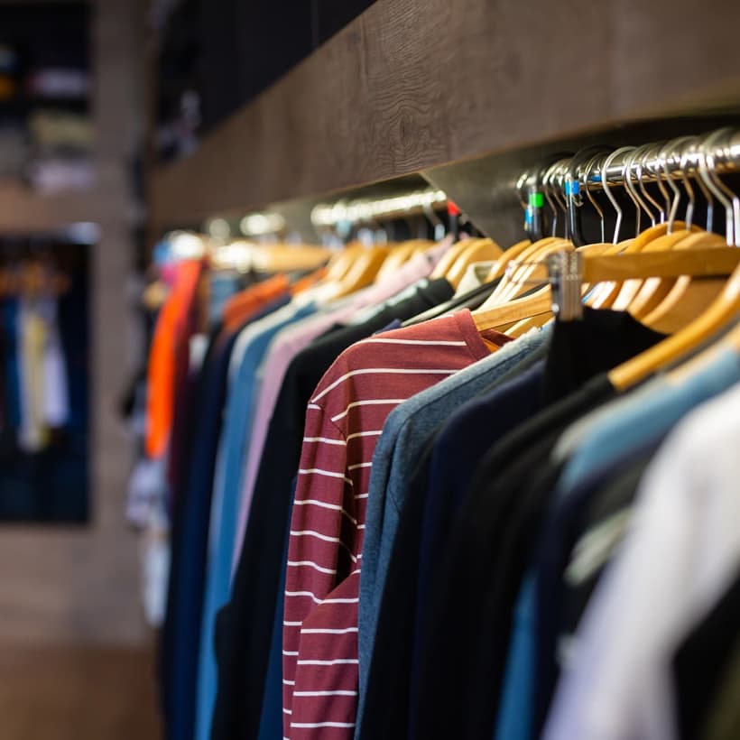 Saber más sobre mobiliario comercial en Ourense